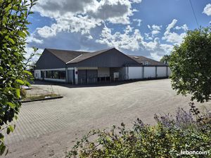 Local commercial 1189 m² Pîtres