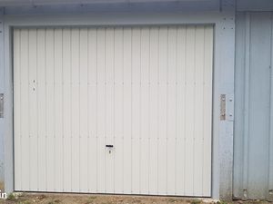 Garage/box