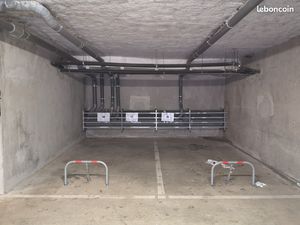 Lot 2 places de parking dans résidence sécurisée