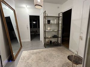 T3 Ecully dans parc privé