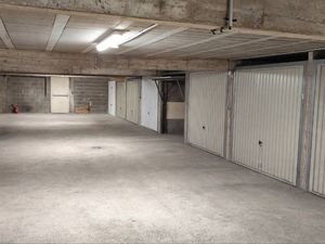 Box/garage de 12 m2 - Étampes quartier St Martin (4min à pieds de la gare de St Martin d'É