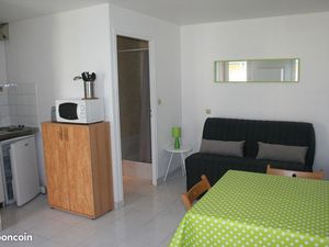 Location studio étudiant proche Facs  IUT Sup de co