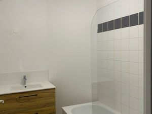 T2 place de parking renové