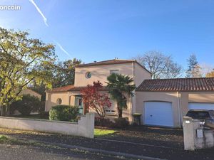 Agréable maison dans lotissement calme et vert