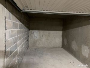 Garage sécurisé en sous-sol – Résidence SOEN (Esplanade)