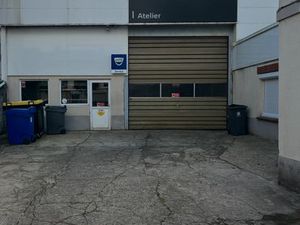 Garage entrepôt et maison