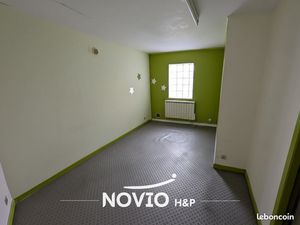 Local 70 m² CHATELLERAULT