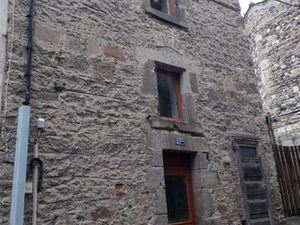 Belle petite maison à Billom