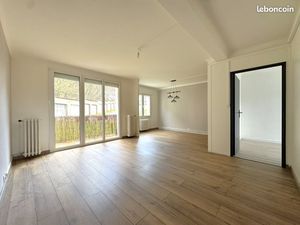 Grand T5 de 85 m² LUMINEUX avec CUISINE ÉQUIPÉE et GARAGE