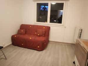 Loue studio proche gare de Melun