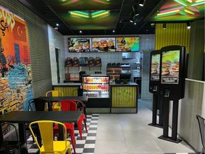 Fast-food – Emplacement n°1 – Bagneux / Porte d’Orléans – Dès 70 500