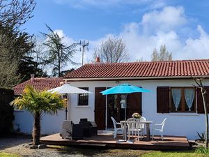 Maison avec jardin clos à 700m de la mer