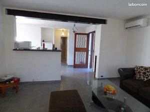 Villa plain-pied à vendre à Vedène