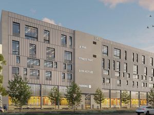 Local commercial 1 800 m²