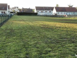 Terrain 2 260 m² Le Meux