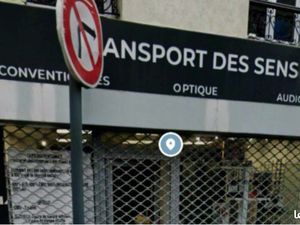 Local commercial LES LILAS