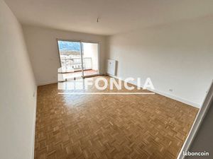 Appartement 2 pièces 65 m²