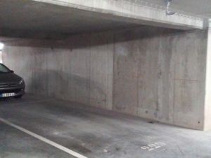 Parking Au Arenes (les jardins des arenes) / hippodrome