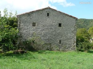 Belle maison en pierre - année 1900