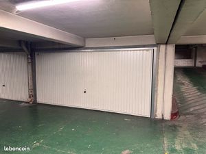Garage double 44 rue de Longchamp Paris 16