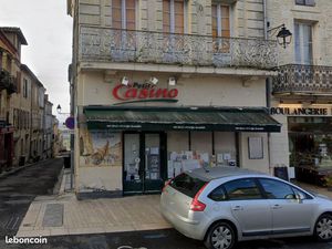 Local commercial 377 m²