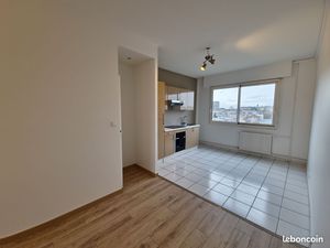 T2 Hyper Centre  55 m2  rénové  lumineux