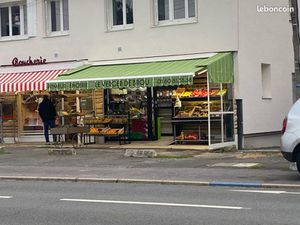 Belle épicerie / primeur refaite à neuf – Emplacement n°1