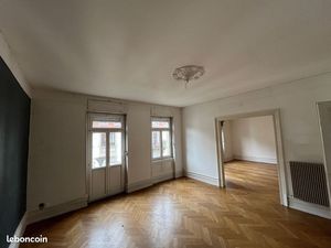 Appartement 4 pièces quartier avenue des Vosges/avenue de la Paix