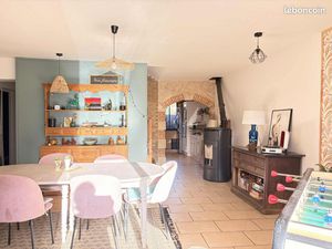 Grande maison de ville avec jardin