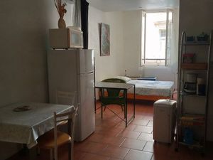 Quartier piéton 100 m de la place de l'Horloge lave-linge et Wi-Fi OK