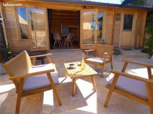 Studio + terrasse / location-au-mois