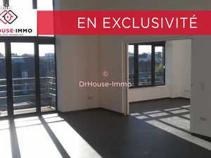 Loft 3 pièces 83 m²