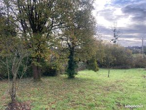 Vends terrain proche centre-bourg
