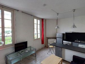 Appartement T2 meublé  490 HC  rue des Bézines à Angoulême
