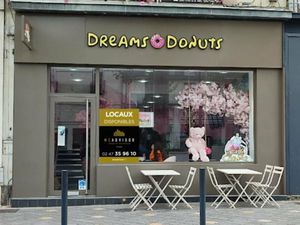 Local commercial 180 m²