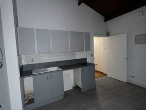 Logement hyper centre rue piétonne