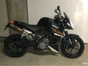 KTM SUPER DUKE
