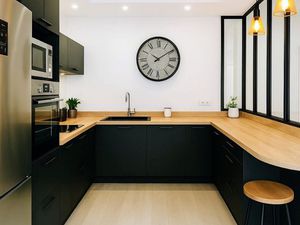 Appartement 5 pièces balcon parking cave