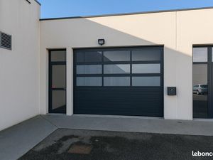 Local commercial 140 m²