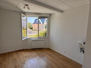 Location bureau / salle de soins bien-être