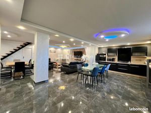 Propriété 15 pièces 490 m²