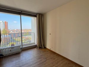 Studio 1 pièce 13 m²