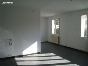 T4 aubagne- grand garage- cave