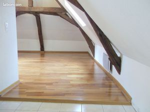 AUXERRE C-V  Grand STUDIO T1 MEUBLÉ  42 m2