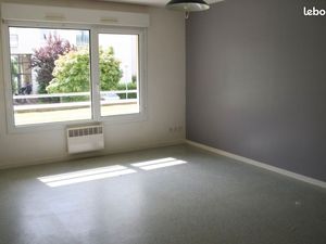 F2  proche du mémorial  folie couvrechef