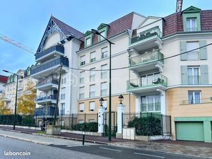 Studio 1 pièce 29 m²