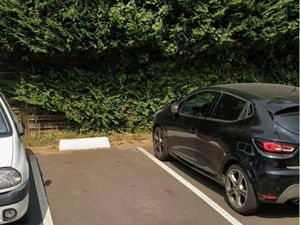 Place de parking extérieure à louer – Hauts de Chatou