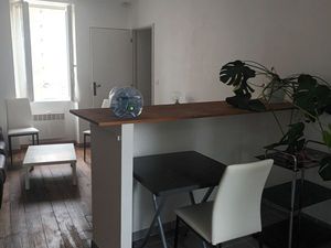 F2  meublé et équippé à Decize