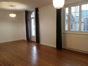 Grand T2 quartier Saint Michel