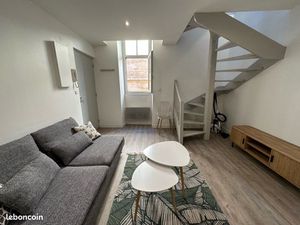 Joli appartement T1 bis Saint Pierre